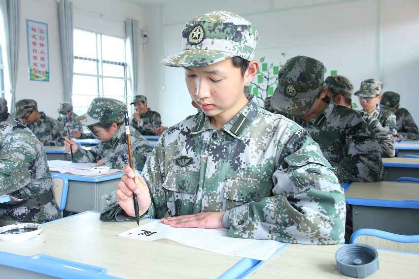 如果女孩厌学怎么办？怎样指导女孩？