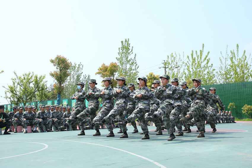 不想让孩子上学了怎么办?厌学有哪些基本特点(图2) 不想让孩子上学了怎么办?厌学有哪些基本特点(图2)