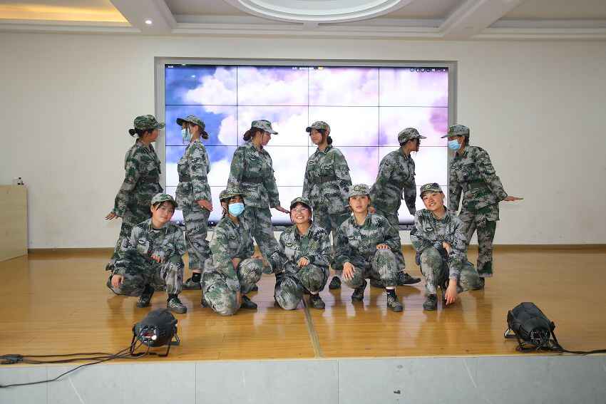 叛逆青少年训练营之青春期与孩子交流的几个问题(图2) 叛逆青少年训练营之青春期与孩子交流的几个问题(图2)